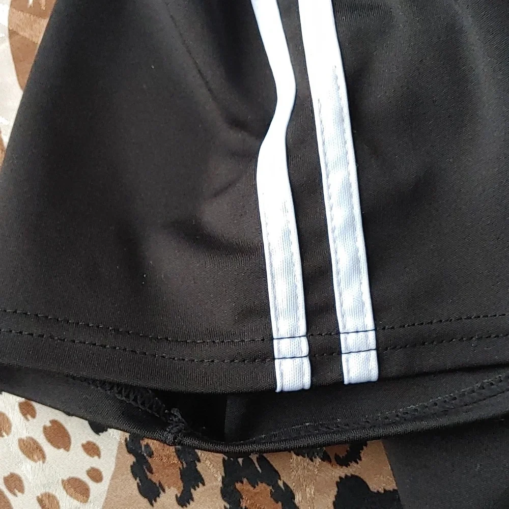 Therapy Performance Shorts - Picture 4 of 4